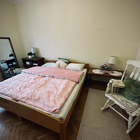 Taban Apartman Pecs Exterior photo