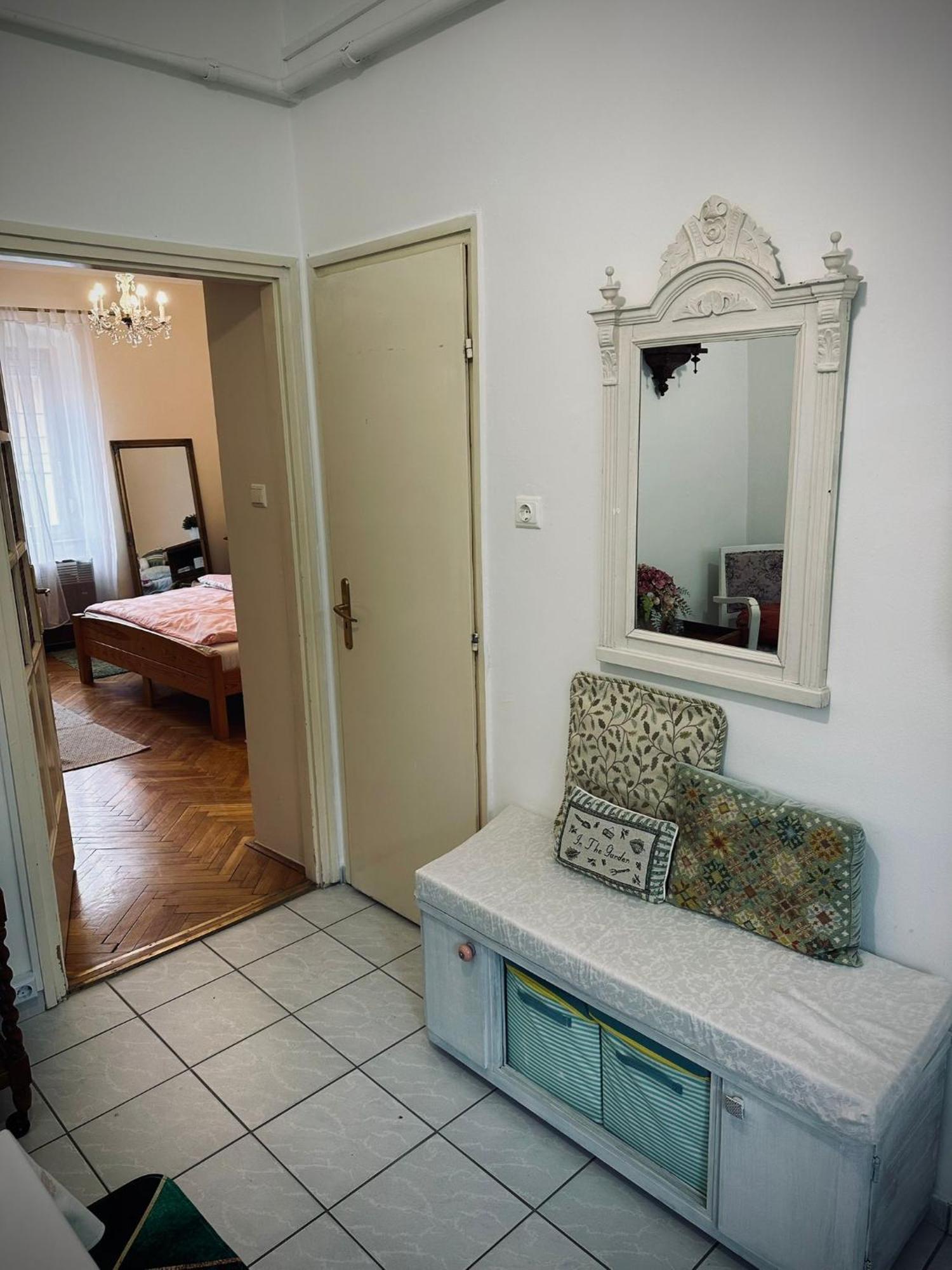 Taban Apartman Pecs Exterior photo