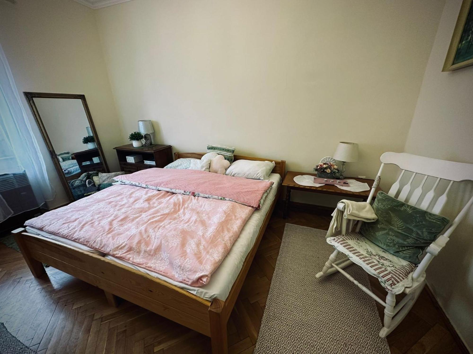Taban Apartman Pecs Exterior photo